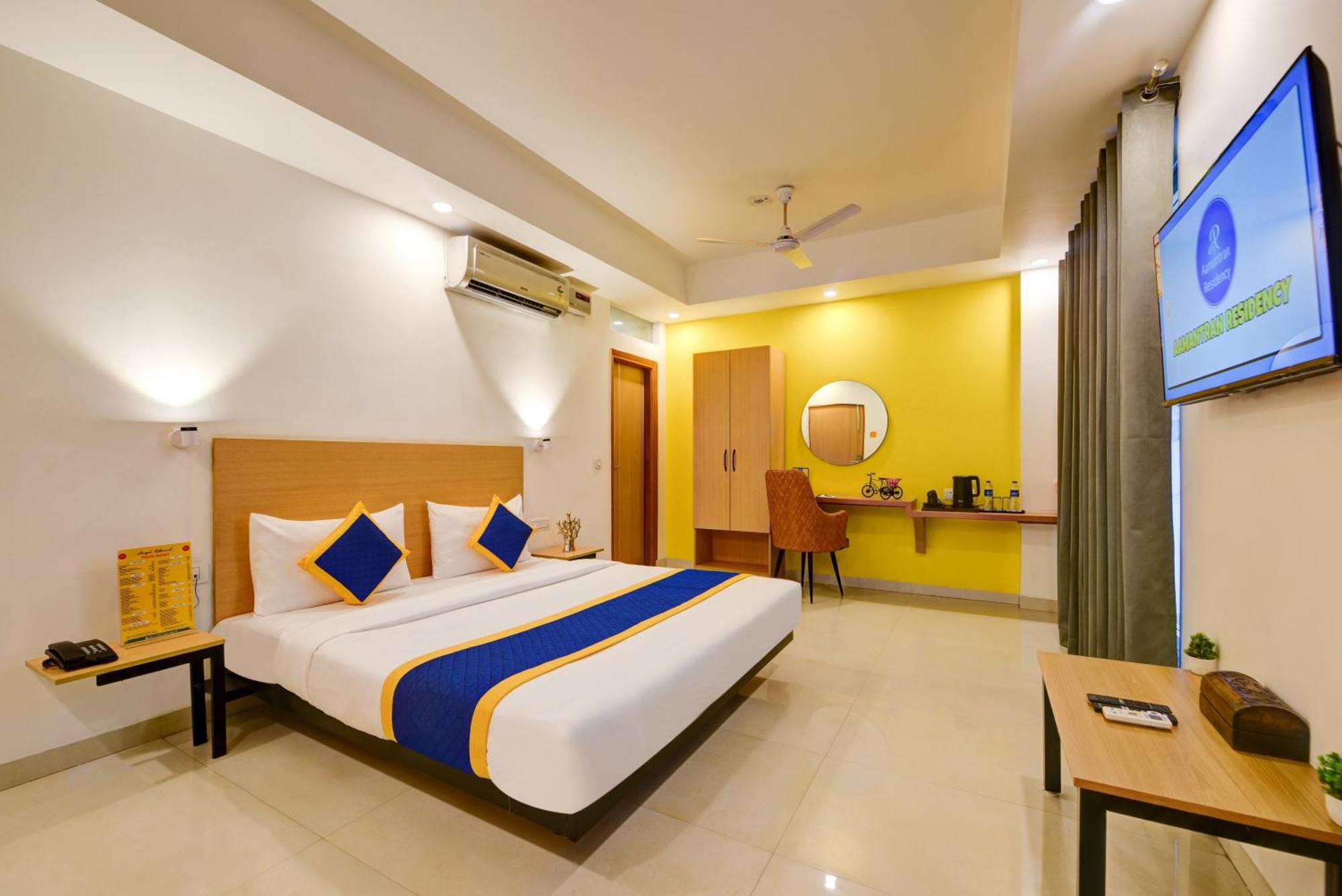 Aamantran Residency Hotel, Sohna Road, Sector 49, Gurugram Gurgaon Exterior foto